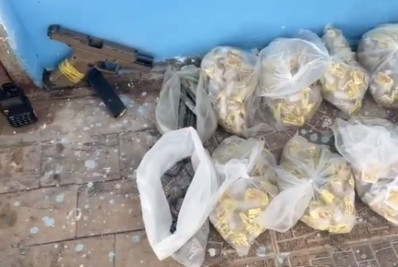 PM prende dois suspeitos de integrar o tráfico de drogas na Chatuba