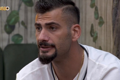 'BBB 24': Nizam acredita que não recebeu apoio de aliadas: 'Oprimido'