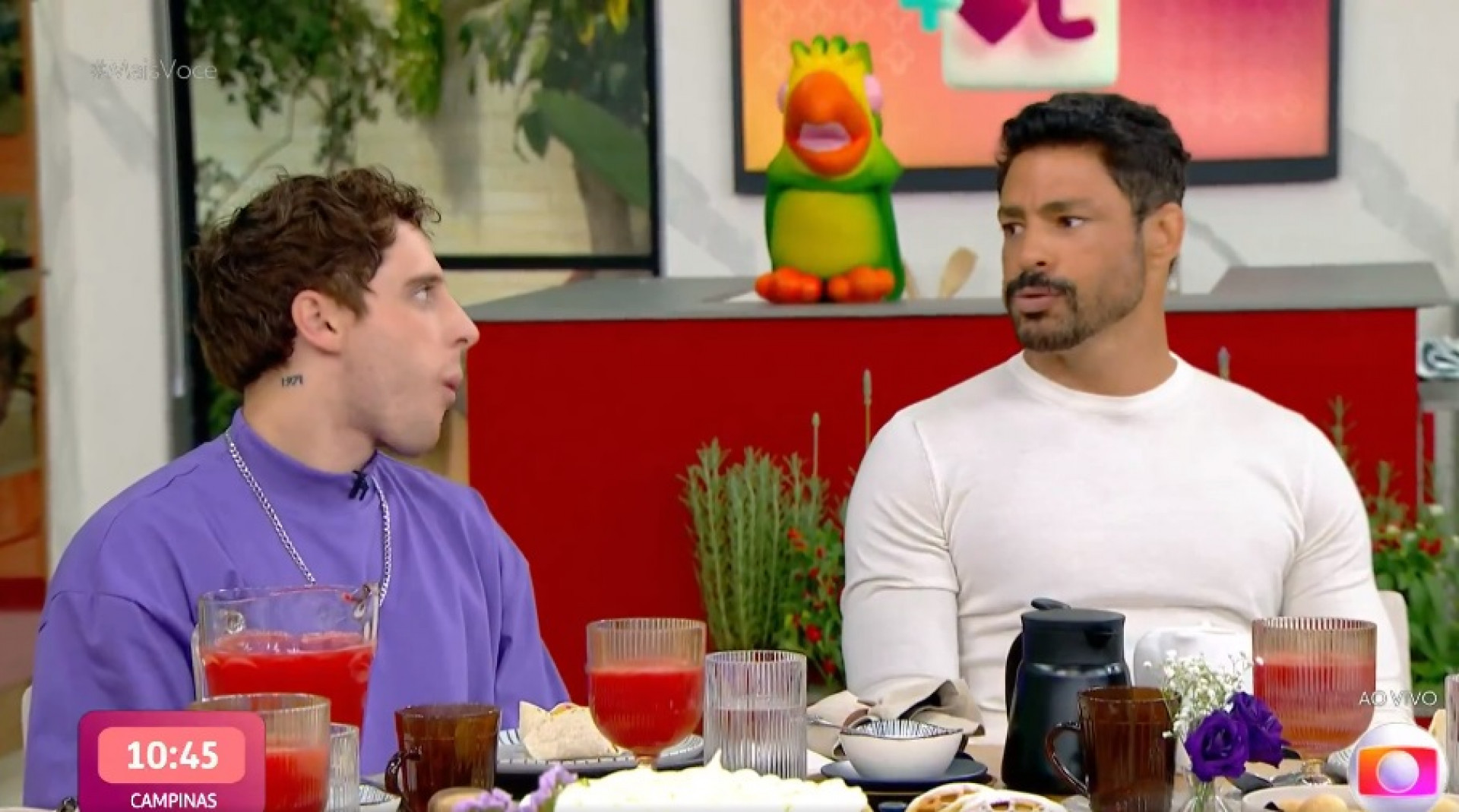 Cauã Reymond surpreende Ana Maria Braga no 'Mais Você' - Reprodução da TV Globo