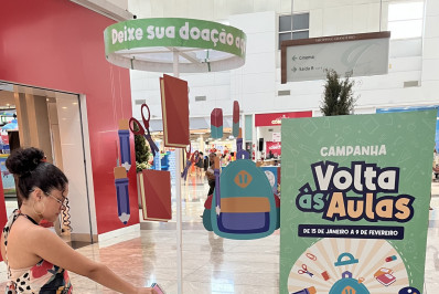 Shopping Grande Rio promove campanha para doar materiais escolares a crianças carentes