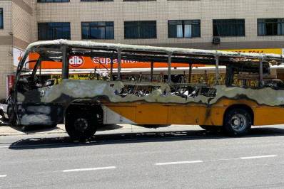 Quatro ônibus pegaram fogo em Petrópolis nos últimos cinco meses