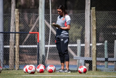 Com trabalho de destaque no departamento médico, fisiologista do Vasco detalha rotina do clube