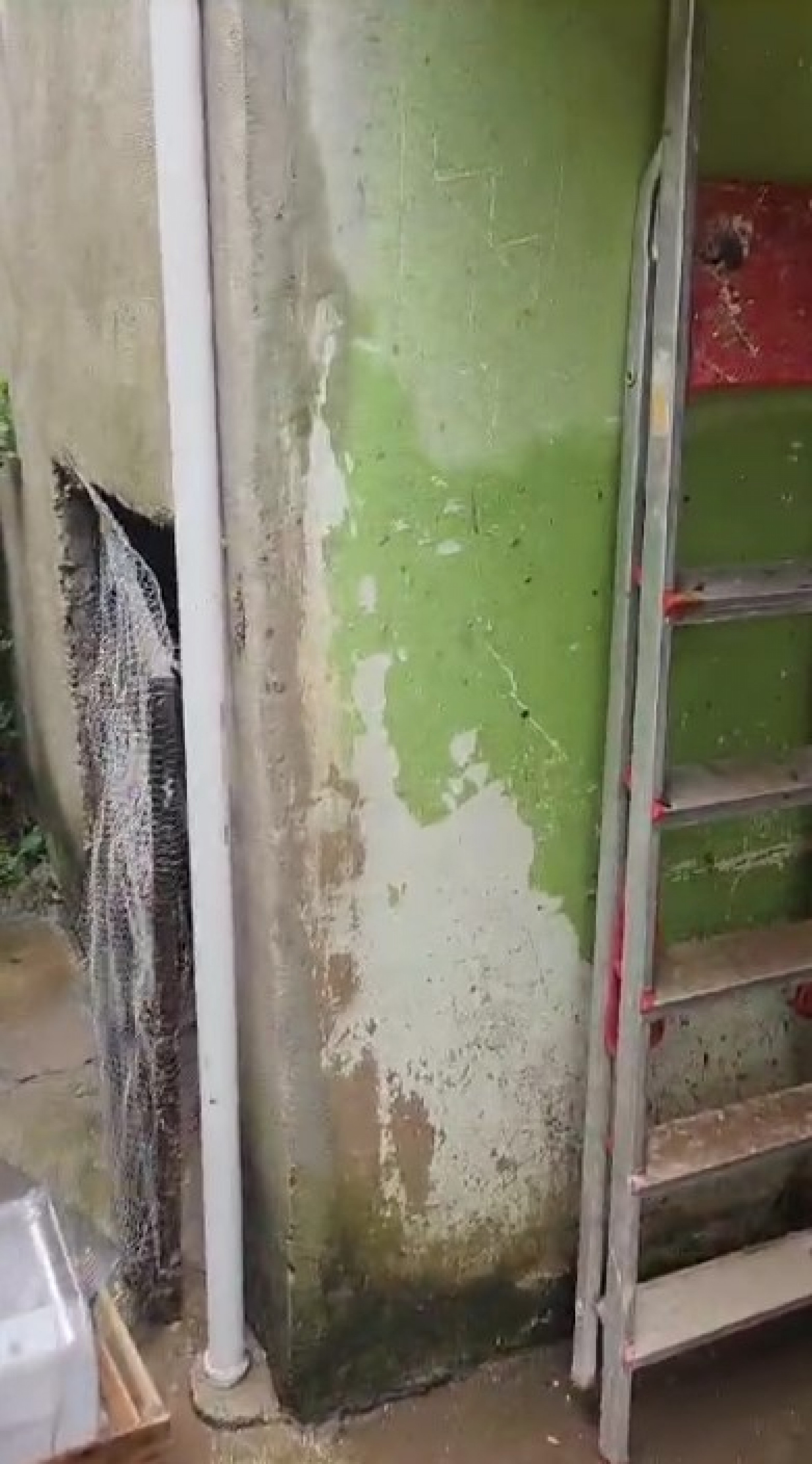 Casa de moradora ficou completamente destruída pela chuva