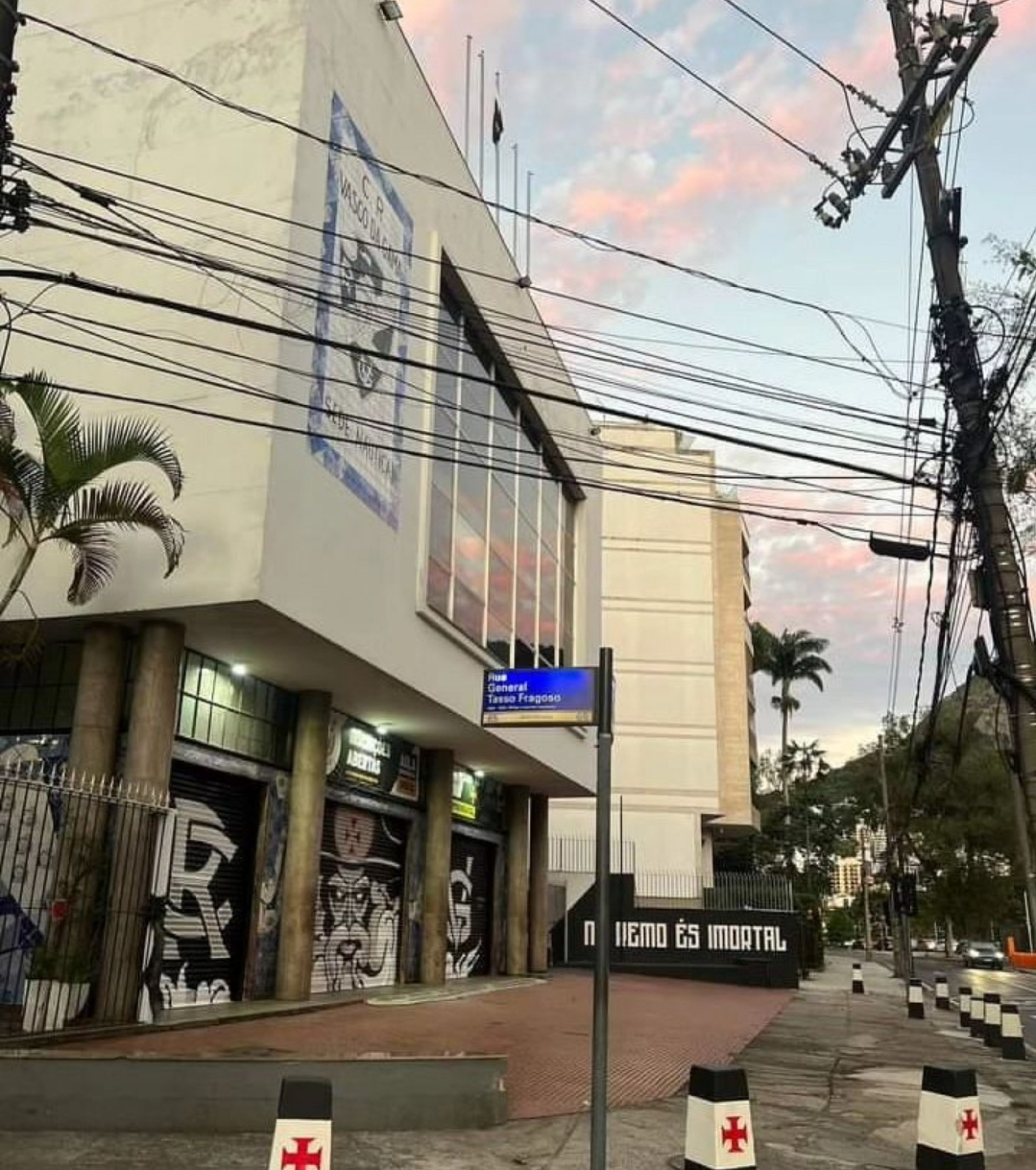 Adolescente faz parte do quadro de remadores da base do clube 