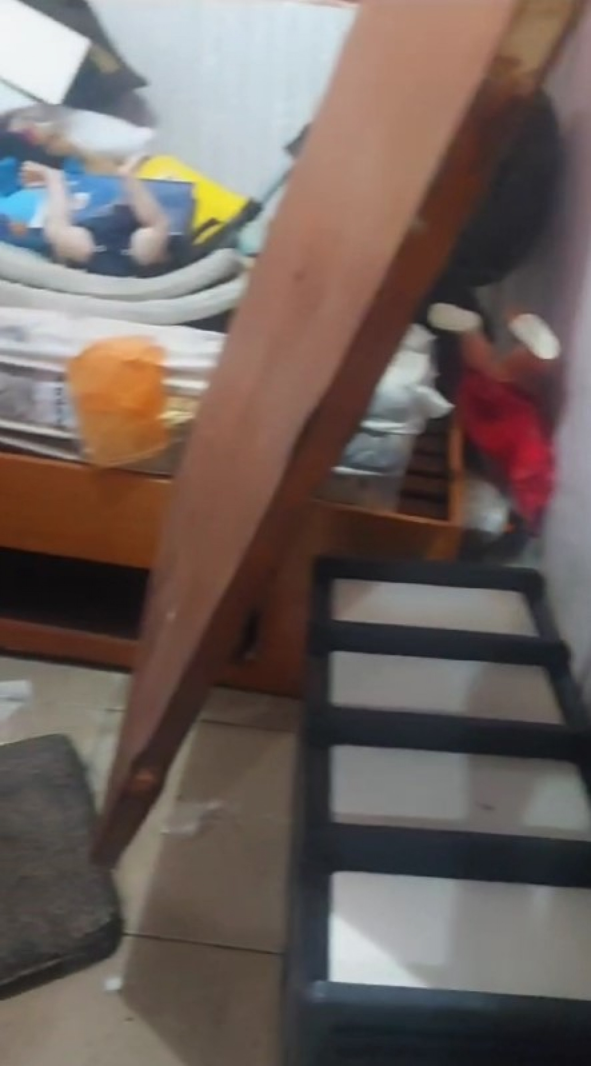 Altura da água passou dos dois metros em alguns pontos do bairro