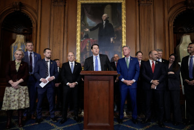 Senado dos EUA aprova projeto para financiar governo até março