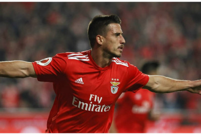 A caminho do Fluminense, Gabriel Pires tem rescisão oficializada pelo Benfica