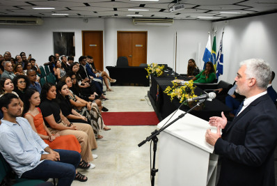 Niterói dá posse a novos procuradores, analistas e técnicos concursados