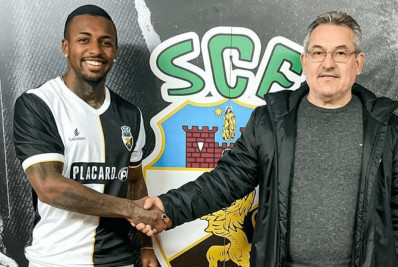 Botafogo teria interesse em lateral brasileiro de clube português, afirma jornal