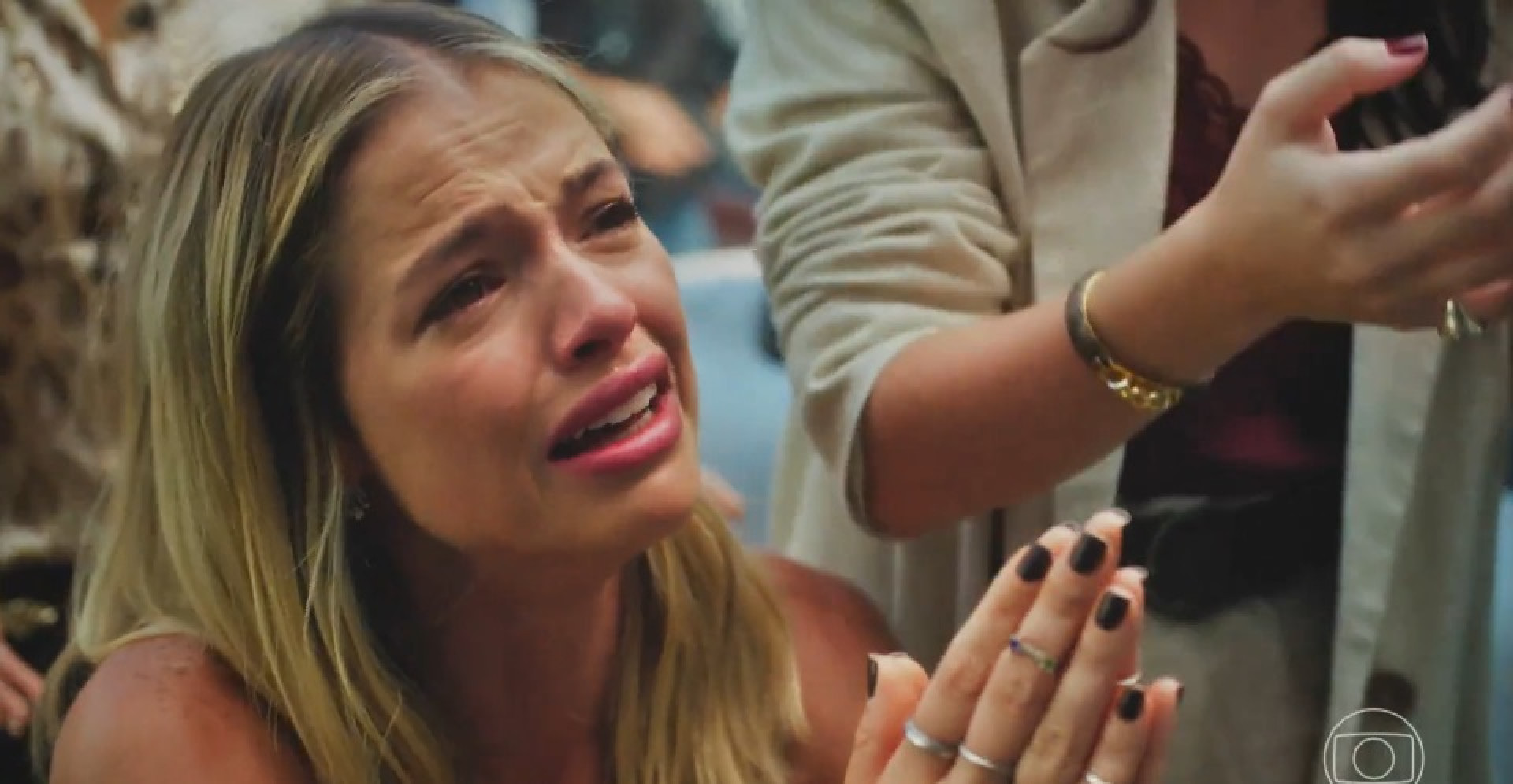 Agatha Moreira arrasa em cena de 'Terra e Paixão' - Reprodução de vídeo / TV Globo