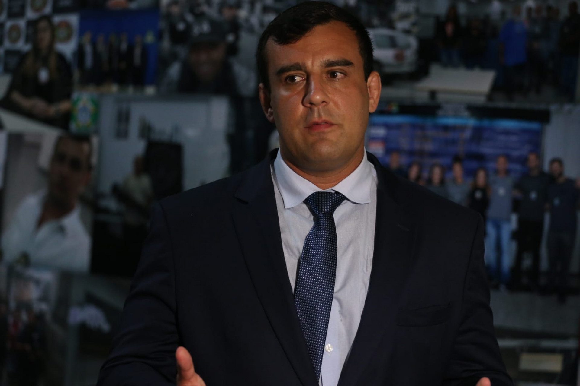 Marcelo Shad, advogado da família de Edson Davi, se reuniu com agentes da Delegacia de Descoberta de Paradeiros (DDPA) nesta quinta-feira (18) - Cleber Mendes / Agência O Dia