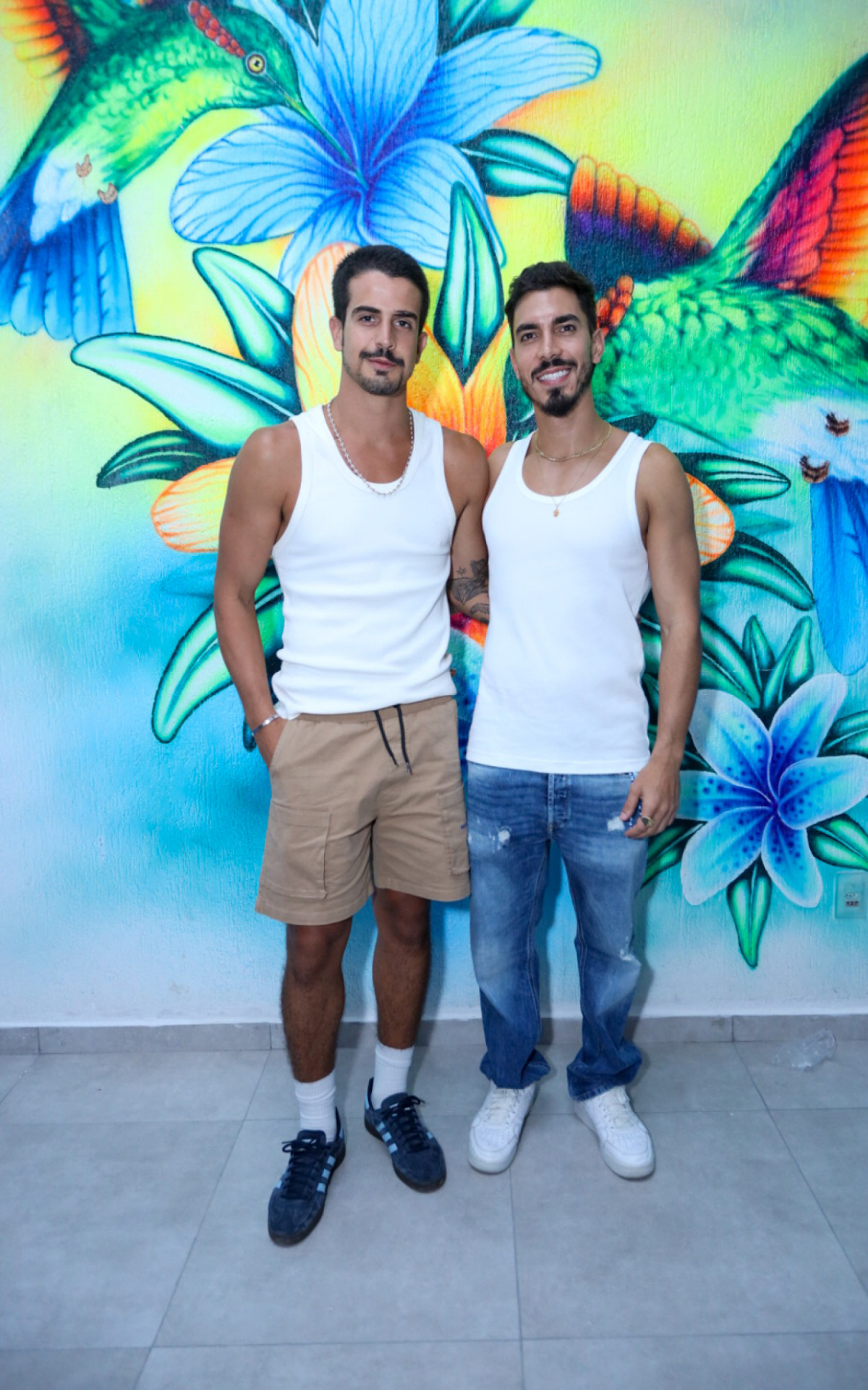 Enzo Celulari e Gabriel David durante ensaio da Beija-Flor