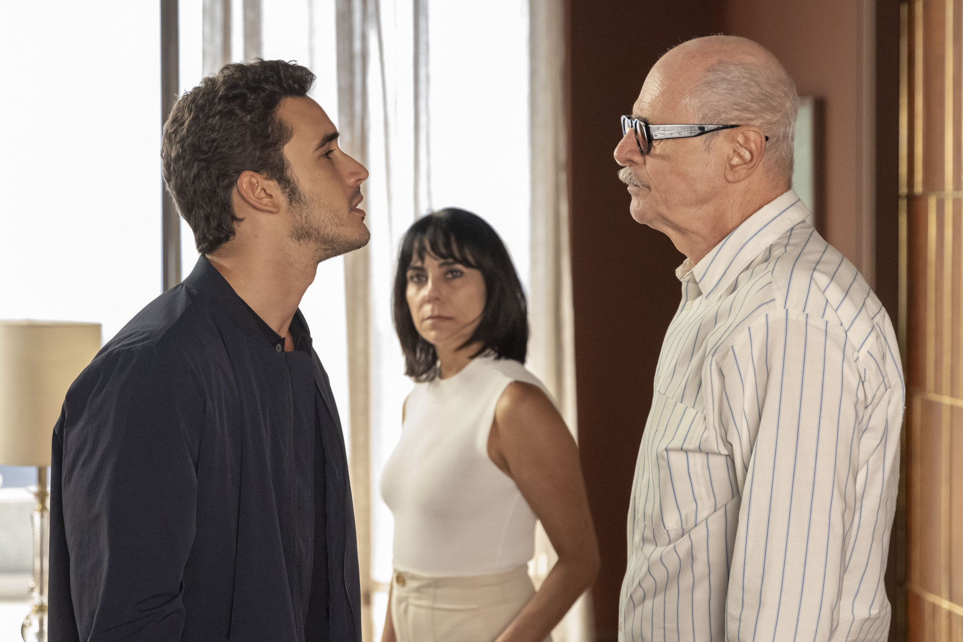 Sérgio (Marcos Caruso), Giovanni (Filipe Bragança) e Míriam (Paula Cohen)  - Léo Rosario / TV Globo