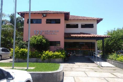 Gêmeos de 1 ano morrem afogados em piscina na Região dos Lagos