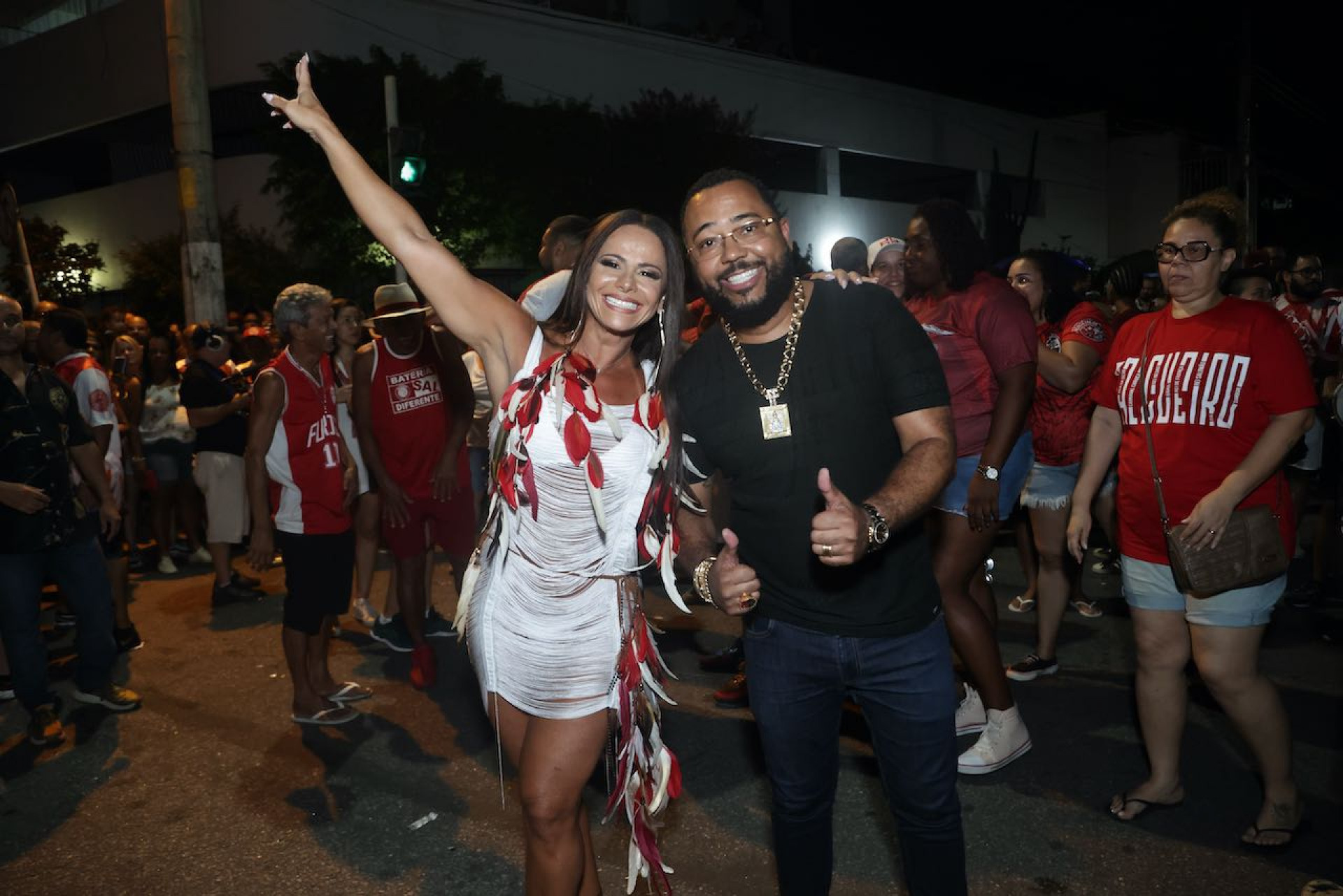 Viviane Araújo e Dudu Nobre - Anderson Borde / Agnews