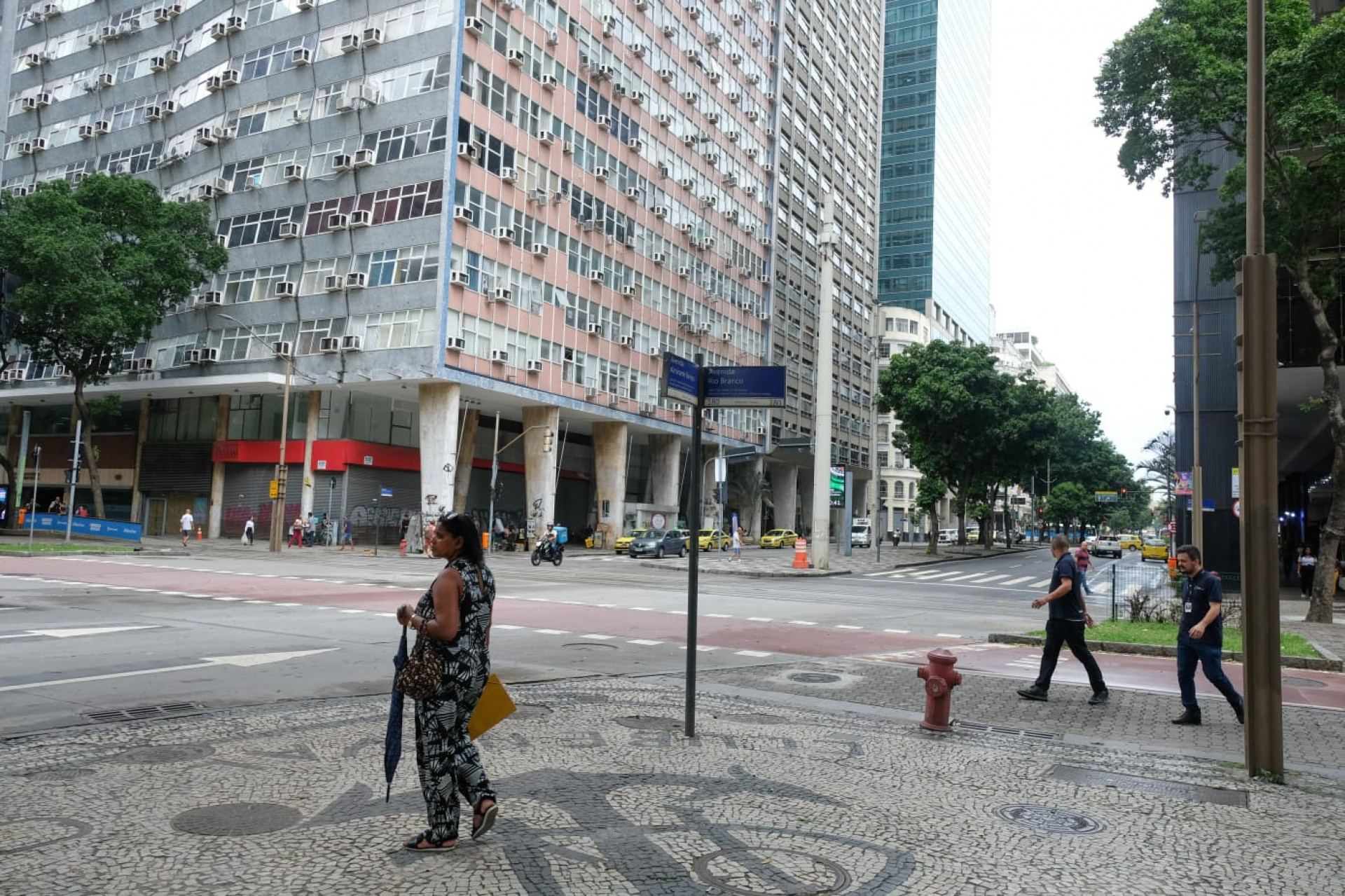 Previsão aponta fortes chuvas para os próximos dias - Pedro Ivo / Agência O Dia