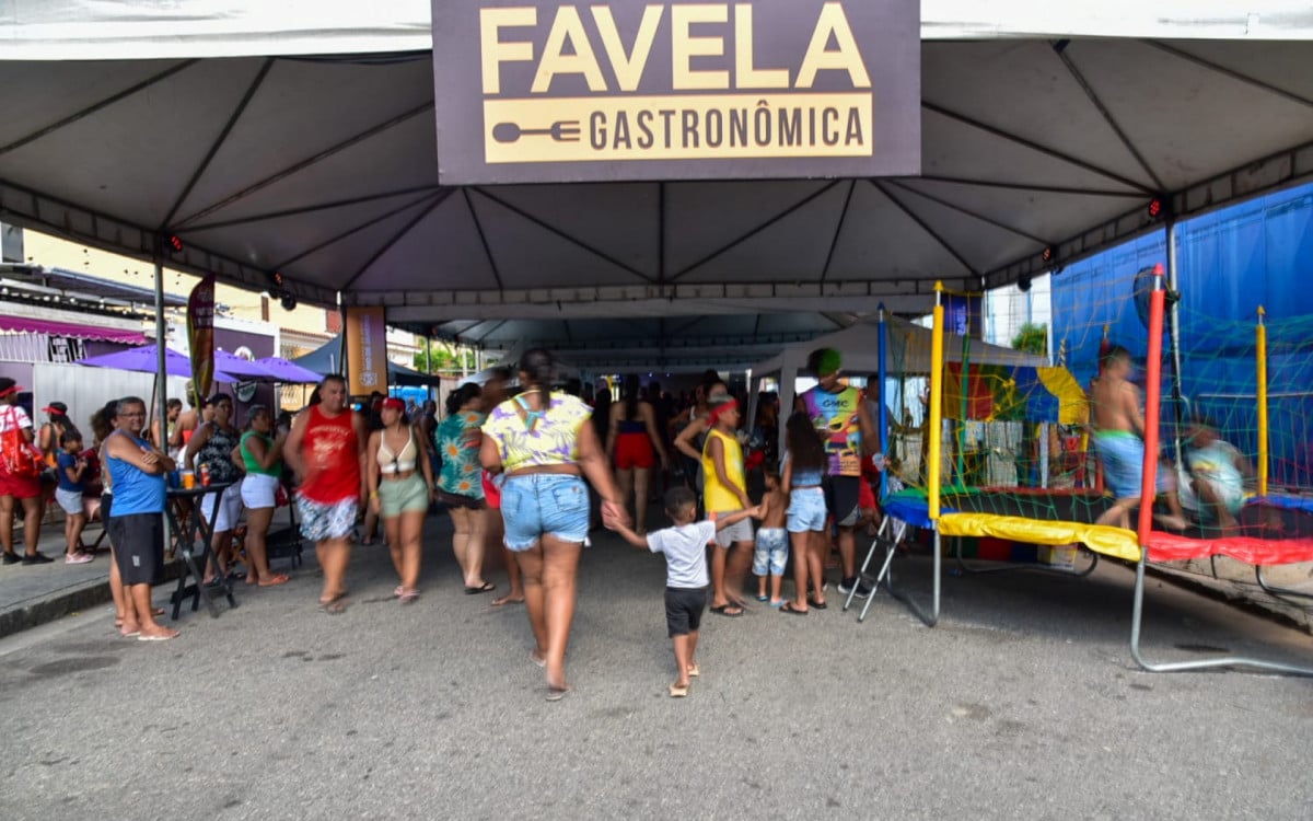 O festival Favela Gastronômica acontece no Complexo do Alemão neste sábado (20) e domingo (21) - Divulgação / Voz das Comunidades