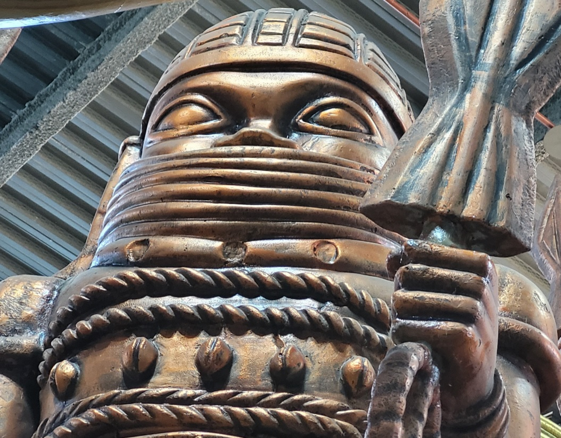 Detalhe de uma das alegorias da Portela -  Lucas Santos/ Carnavalesco