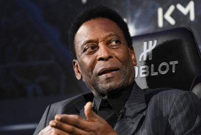 Medalha do primeiro título mundial de Pelé será leiloada na Inglaterra