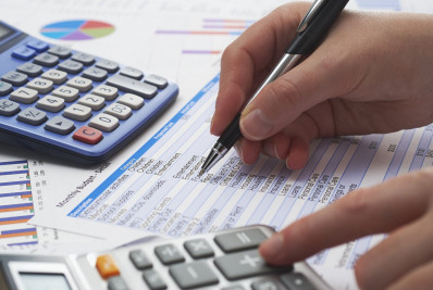 'É preciso procurar ajuda', diz especialista sobre superendividamento