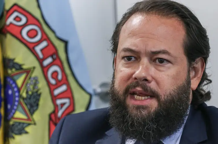 O diretor de Amazônia e Meio Ambiente da Polícia Federal, Humberto Freire de Barros