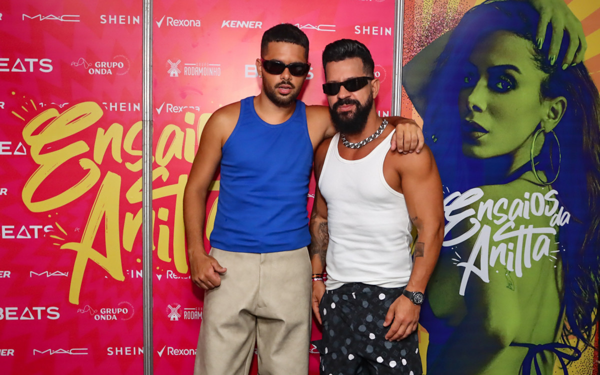 Pedro Sampaio e Dennis DJ