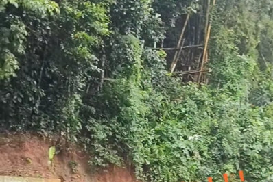 Chuva forte em Angra deixa comunidade sem água, deslizamento de encosta  e estrada bloqueada