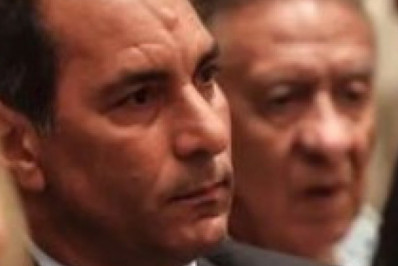 Edmundo pede decisões mais rápidas da 777 e explica seu cargo no Vasco