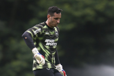 Gatito discorda de vaias da torcida do Botafogo a companheiros: 'Afeta'