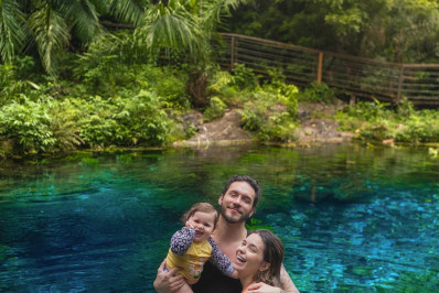 Eliezer compartilha registros da comemoração de seu aniversário: 'Bem pai aquariano'