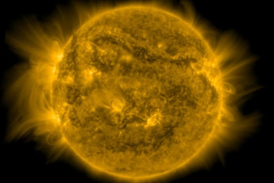 Tempestade solar 'severa' atinge a Terra