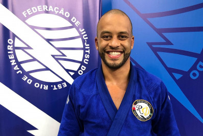 Vereador de Areal compete em campeonato de jiu-jítsu em Paris 