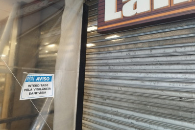 Padaria onde mulher morreu eletrocutada é interditada pela Delegacia do Consumidor