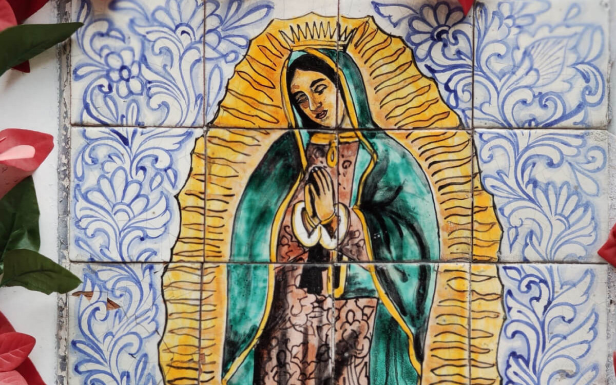 As aparições de Nossa Senhora de Guadalupe são um exemplo da divindade de Virgem Maria (Imagem: YoDash | Shutterstock)