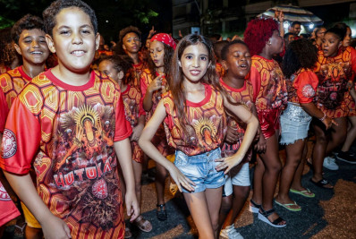 Aprendizes do Salgueiro anuncia vagas para desfile mirim; saiba como se inscrever
