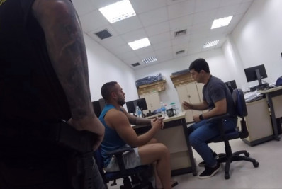 Vídeo: traficante de drogas é flagrado tentando subornar delegado para não ser preso 