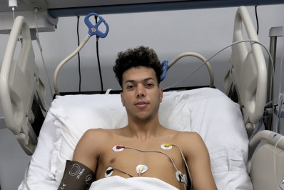 Jogador erra cambalhota em treino e para em hospital: 'Entre a vida e a morte'