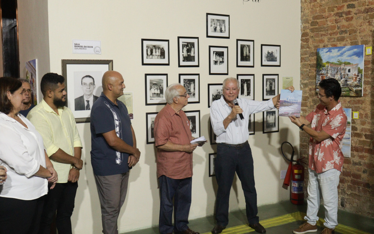 Noite de autógrafos 