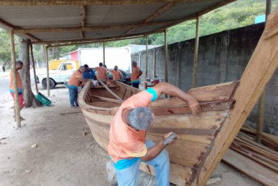 Instituto Onda Azul oferece cursos gratuitos de Mecânica e Carpintaria Naval em Araruama