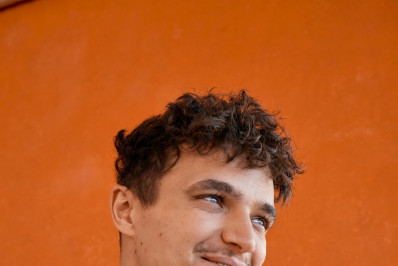 Lando Norris renova contrato com McLaren 'por muitos anos'