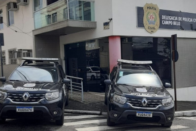 Idoso é preso por matar mulher a marteladas e depois esquartejá-la