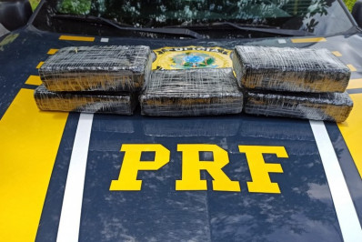 PRF prende homem com 5kg de cocaína em mochila