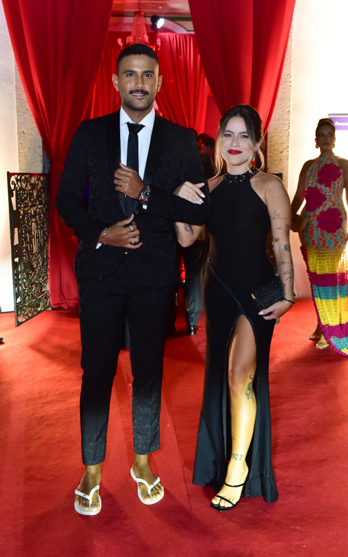 Lucas Pizane e a namorada, Beatriz Esquivel, no evento beneficente de Lore Improta e Léo Santana - Leo Franco/ AgNews