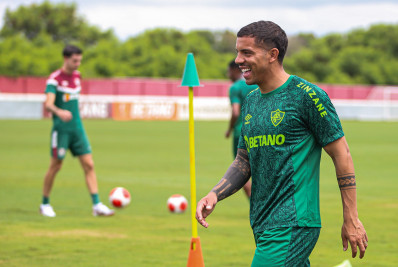 David Terans é registrado no BID e pode fazer estreia pelo Fluminense