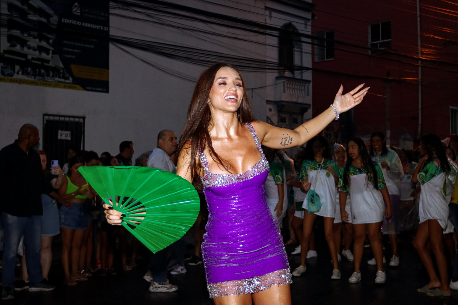 Rafa Kalimann participa de ensaio de rua da Imperatriz - Victor Chapetta / Agnews