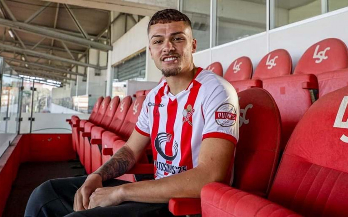 Gabriel Noga foi anunciado como novo reforço do Leixões, de Portugal