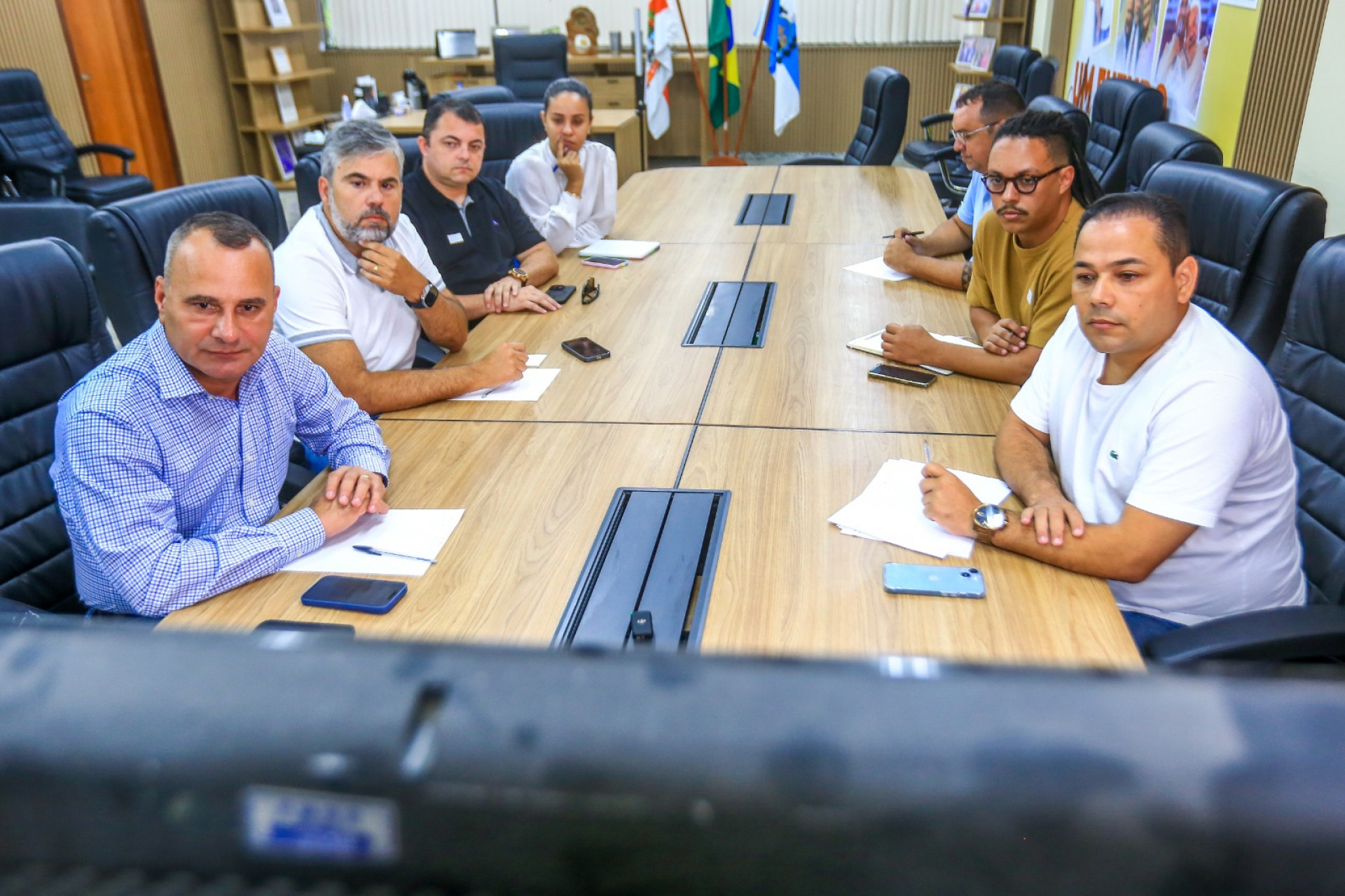Prefeito Waguinho, secretários e representantes do parque industrial de Belford Roxo alinharam detalhes da visita durante a reunião virtual - Rafael Barreto / PMBR