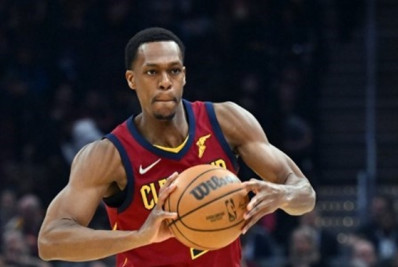 Ex-jogador de NBA é preso por porte de drogas e armas