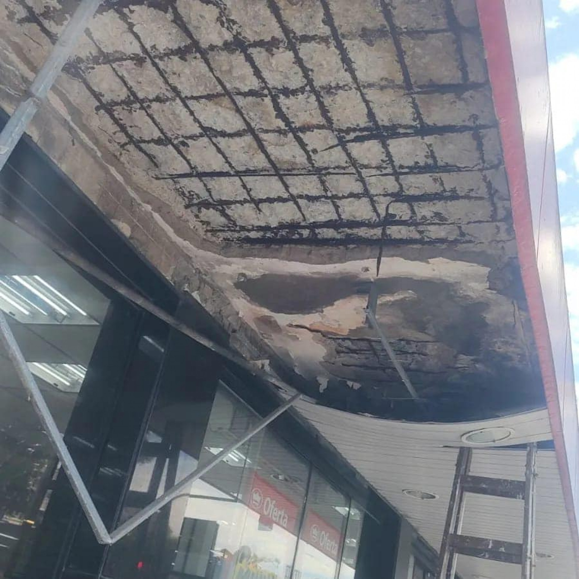 &Aacute;rea interditada   - Divulga&ccedil;&atilde;o  