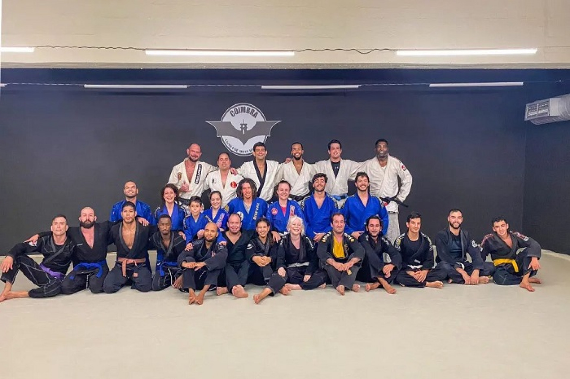 Time de Jiu-Jitsu da Coimbra MMA cresce cada vez mais - (Foto: Arquivo pessoal)